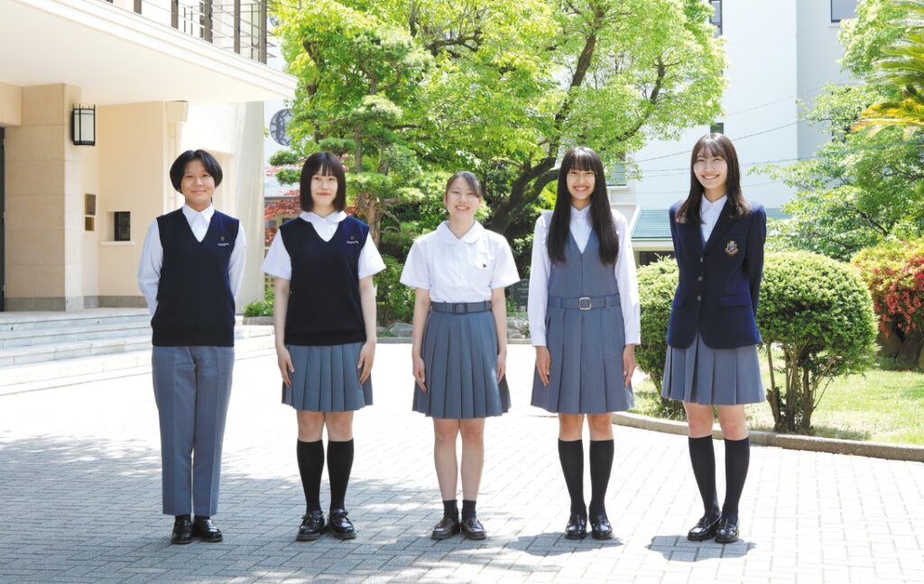 大阪女学院高校の制服
