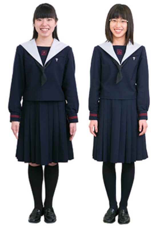 プール学院高校の制服
