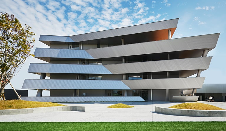 大阪学院大学高校の校舎