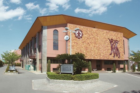 金光大阪高校の校舎